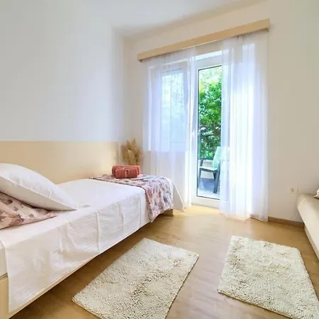 Skarpa Affittacamere 4*