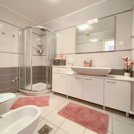 Skarpa Affittacamere 4*