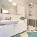 Skarpa Gasthuis 4*