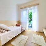 Skarpa Gasthuis 4*