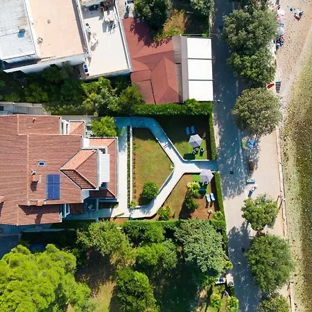 בית הארחה Skarpa
