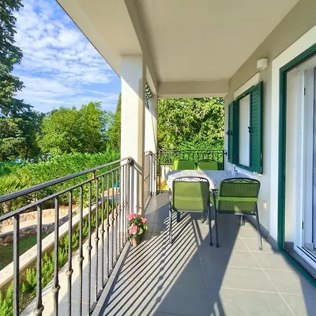 Skarpa 招待所 马林斯卡