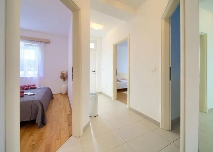 Skarpa 4* 말린스카