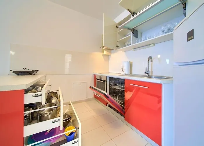 Skarpa 게스트하우스 4*