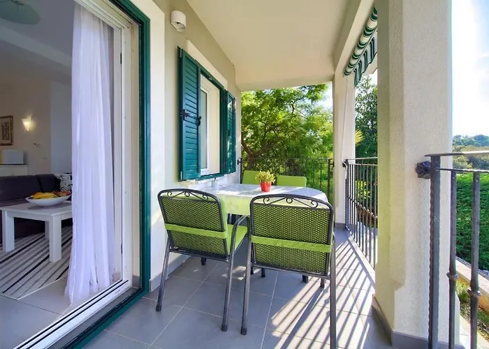 Skarpa 게스트하우스 말린스카