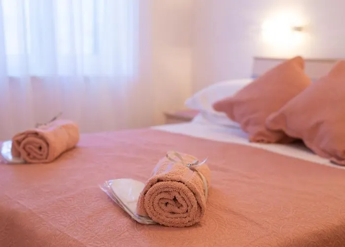 게스트하우스 Skarpa 4*