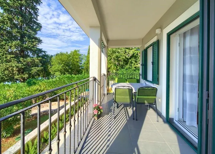 Skarpa 게스트하우스 말린스카