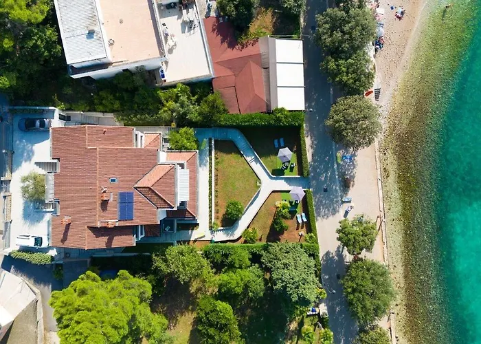 Skarpa 게스트하우스 4*